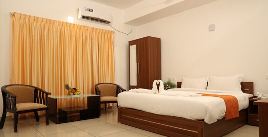 executive hotel room booking in pala